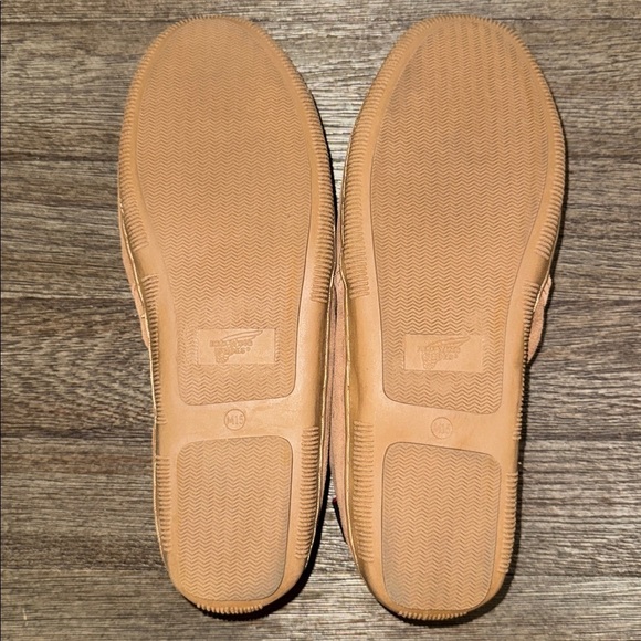 Red Wing Shoes Romeo Slippers tan brown main image 4